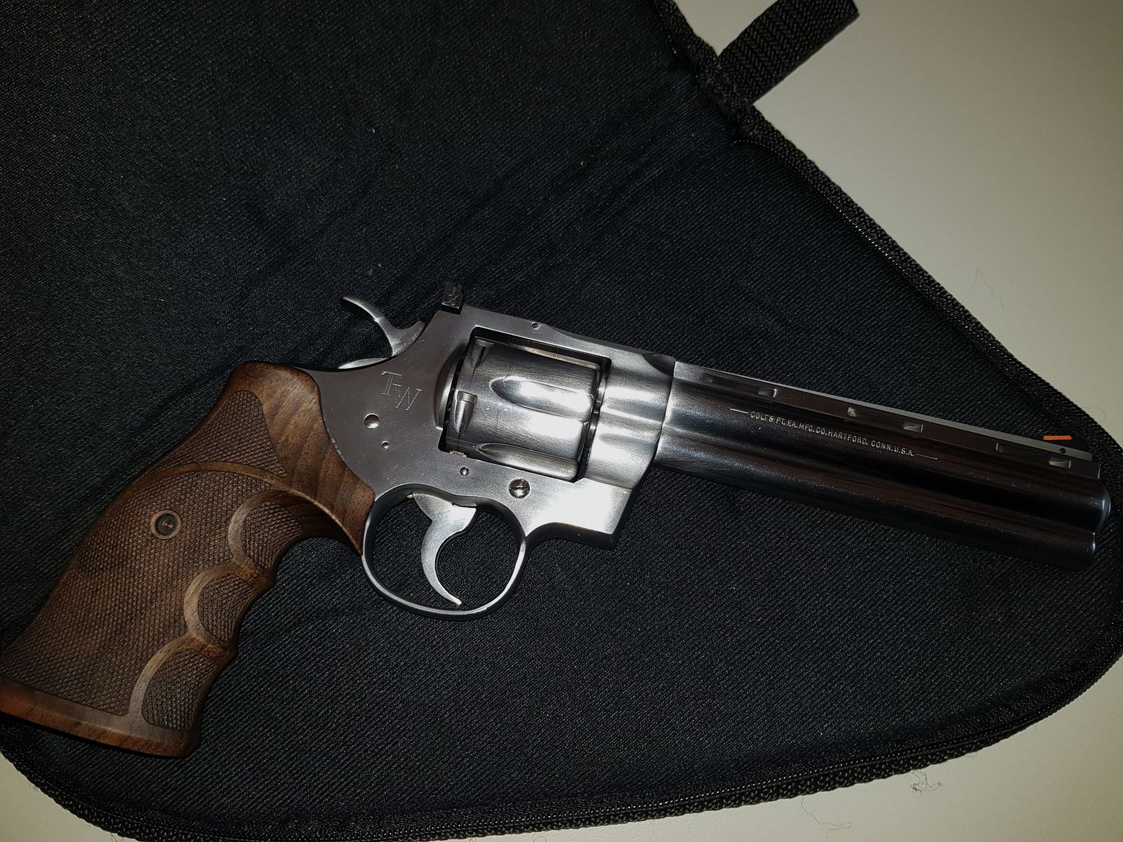 Colt Python .357Mag, 6 Zoll, Stainless