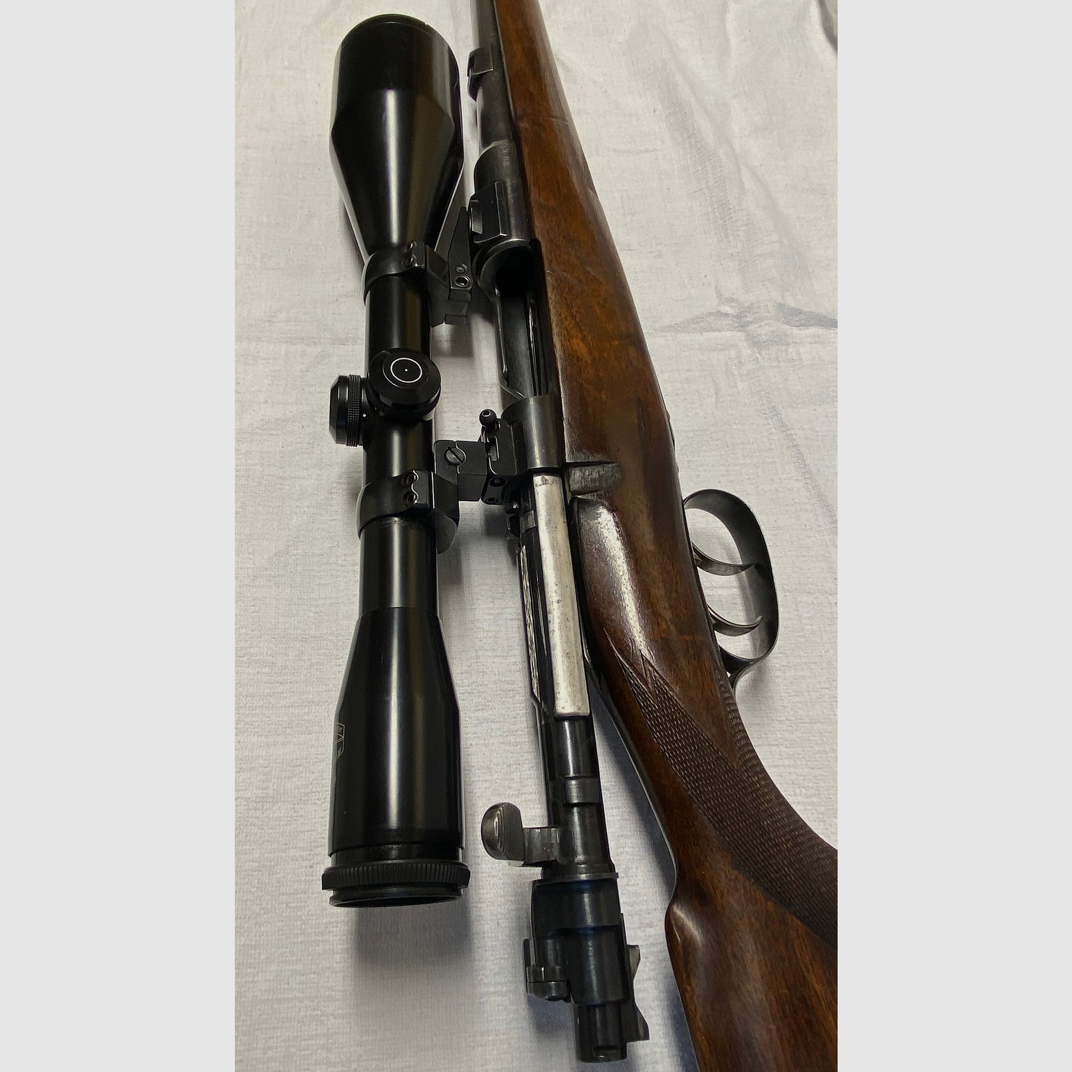 Ferlacher Repetierbüchse 8x57 IS, Repetierer, Repetiergewehr mit Mündungsgewinde für Schalldämpfer, Zielfernrohr 8x56, Neubeschuss 2021