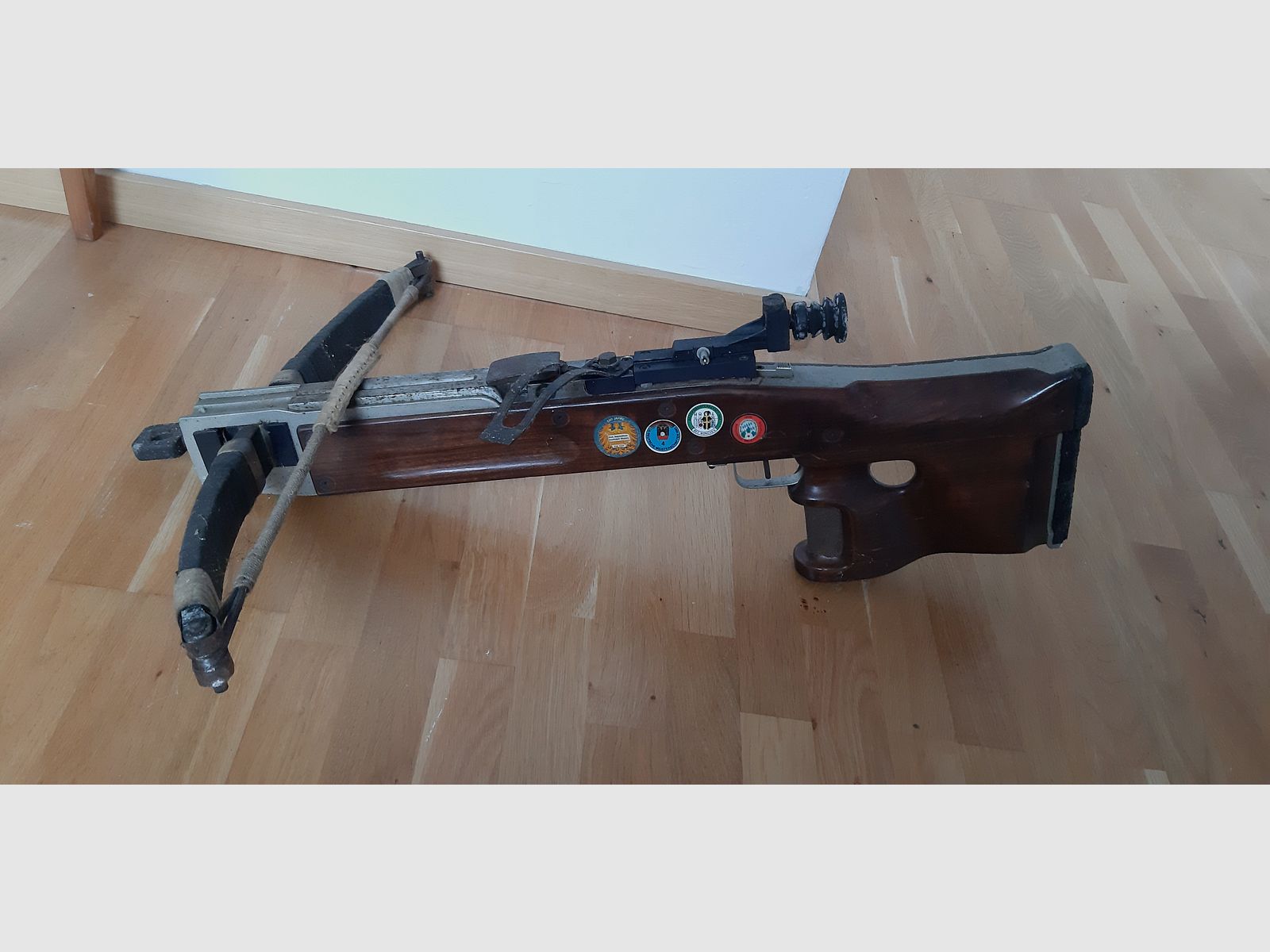 Vogelarmbrust mit Spanner