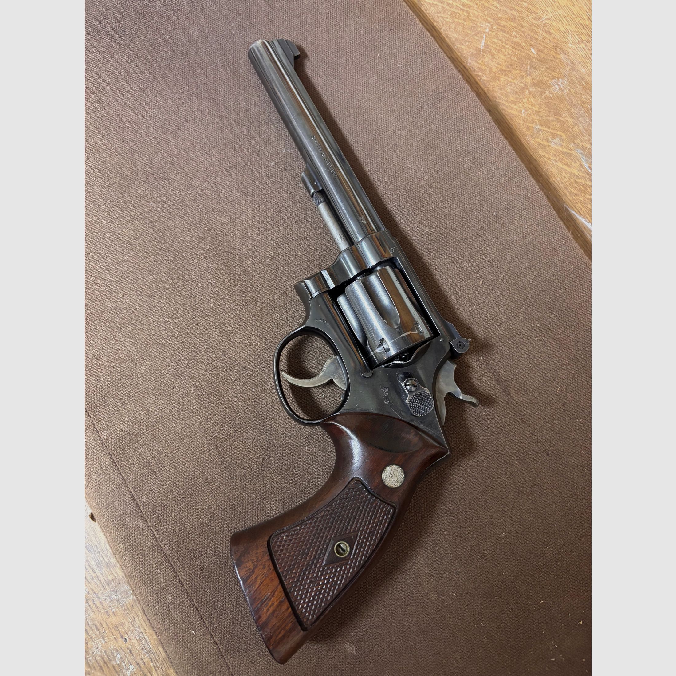Revolver Smith&Wesson .22lfb, image 1 of 4