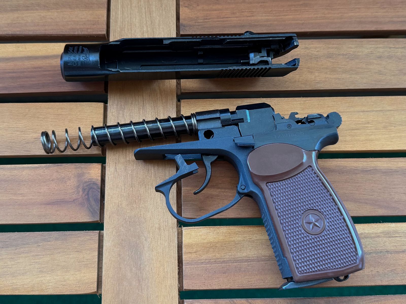Baikal MP-654K CO₂ pistolet à air 4,5 mm BB – Original Makarov | État de collection