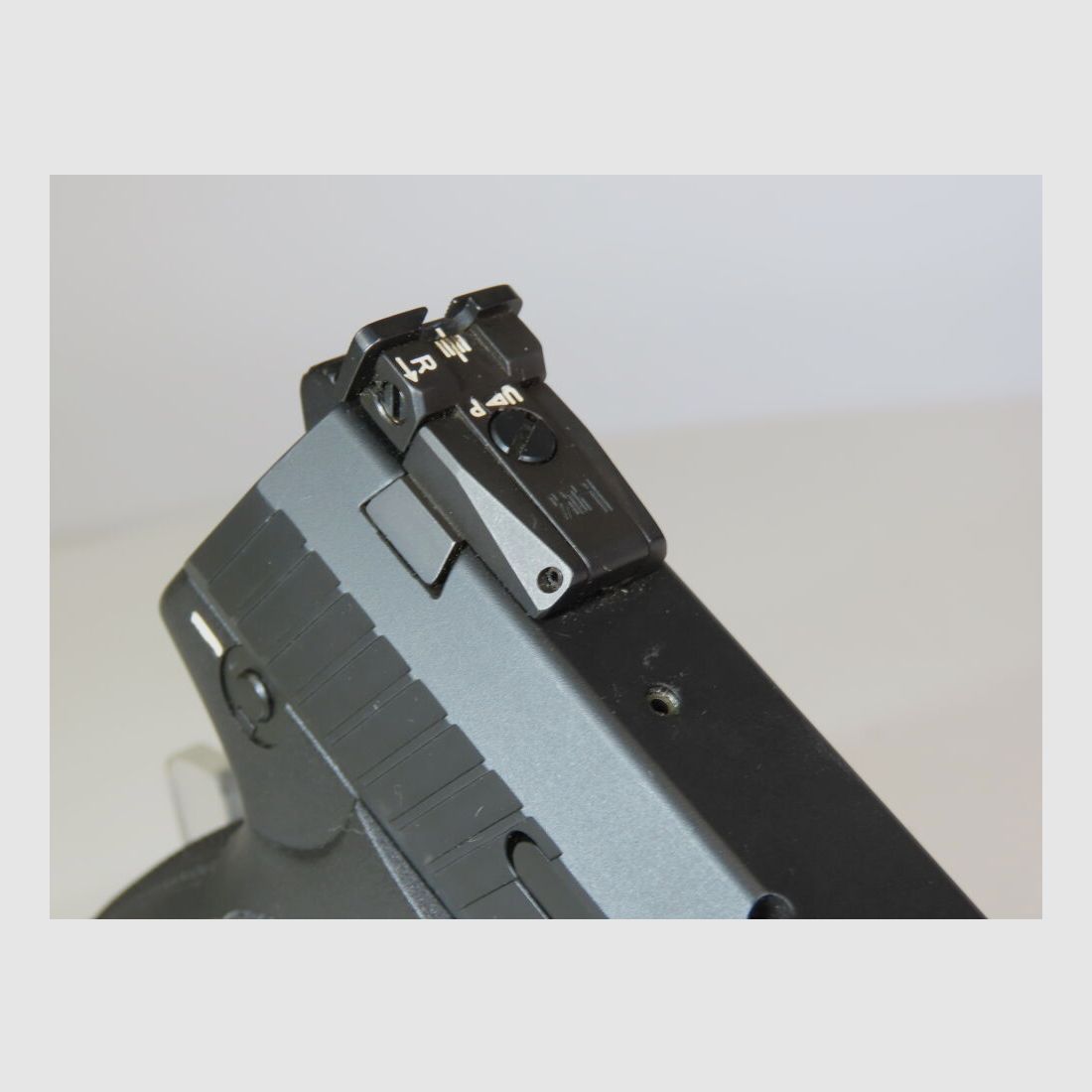 Heckler & Koch USP avec visée réglable