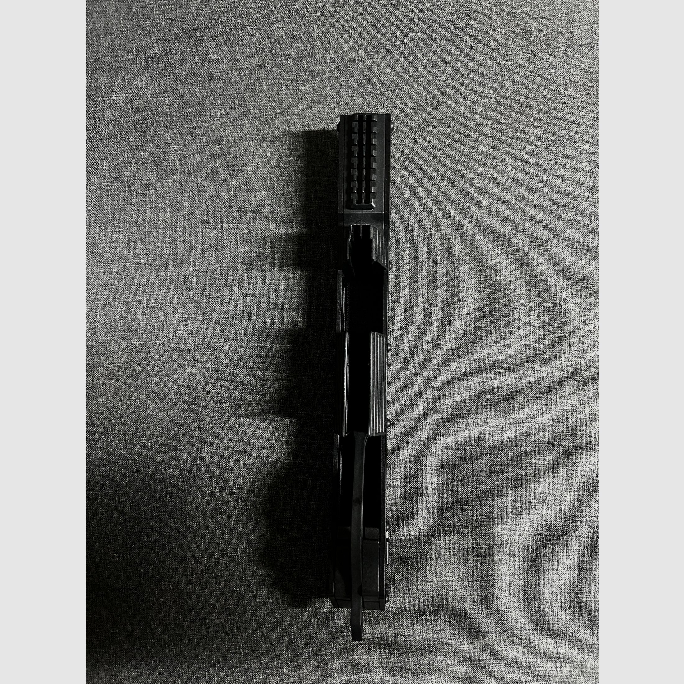 Adder 18 round magazine, imagen 2 de 2