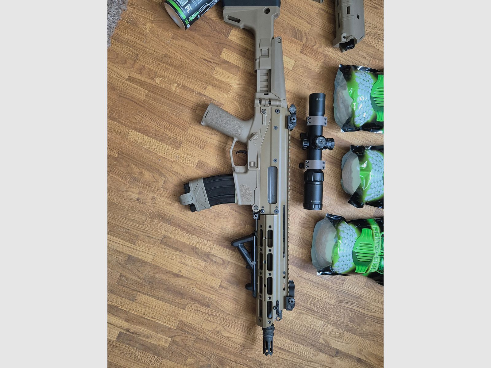WE MSK Masada Open Bolt GBB in Tan