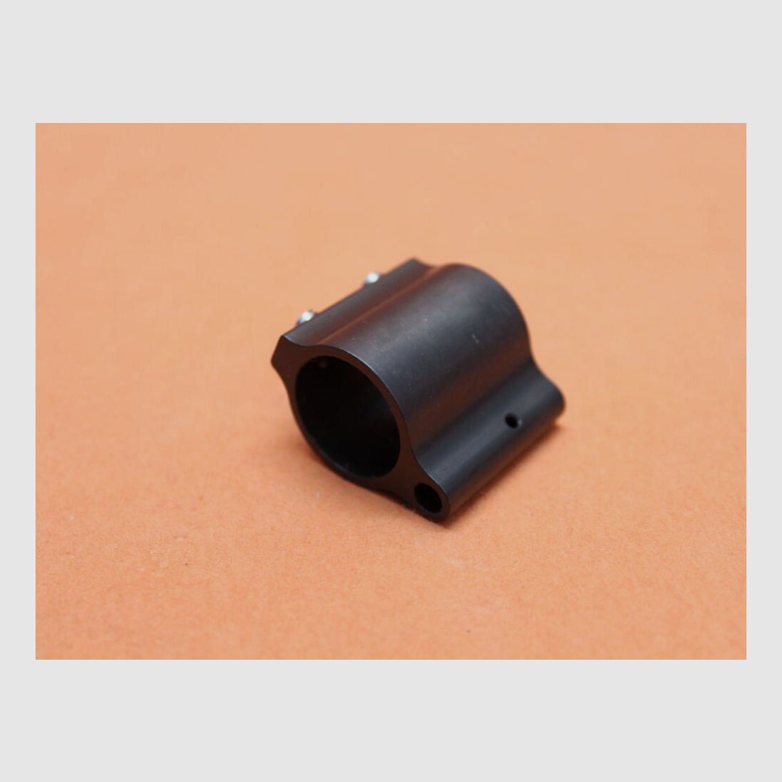 HERA AR-15: Gas Block Low Profile HERA .750"ID Micro (11.03.03) Stahl brüniert Geeignet für Heavy-Barrel