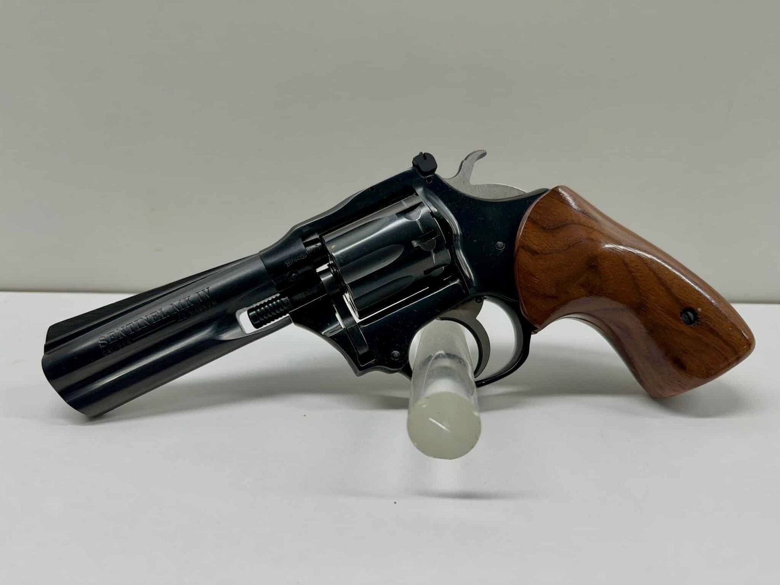HIGH STANDARD Mod. Sentinel Mark IV .22 Win.Mag.