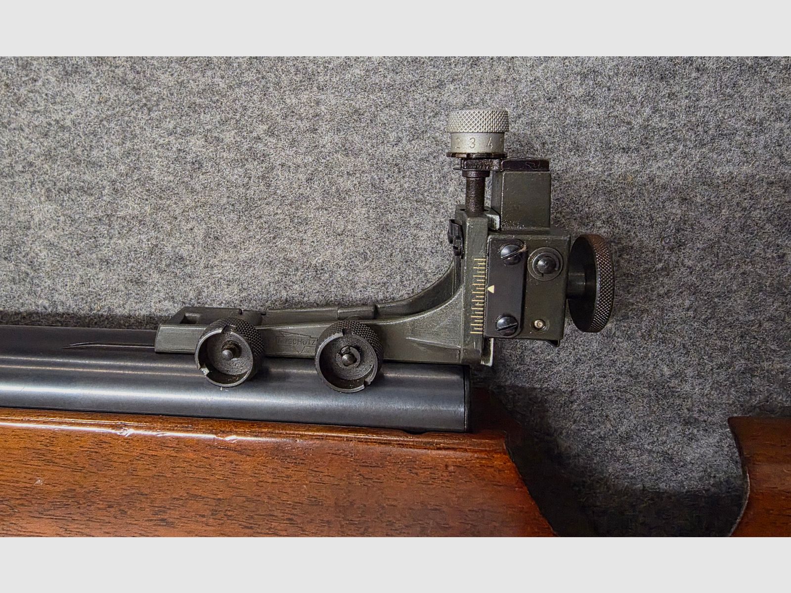 Match air rifle side cock Anschütz Mod. 250 very rare in great condition, hardly used.