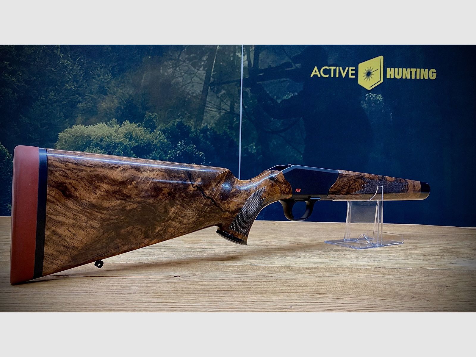 Blaser R8 Safari Schaft mit Gehäuse-System / HK7 / rote Schaftkappe / Finanzierung möglich!