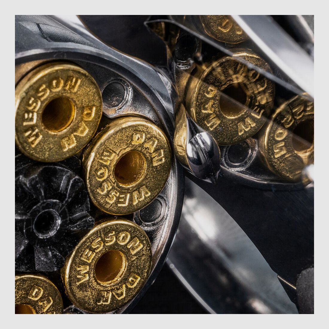 Dan Wesson DW 715 revólver CO2 de 2,5 pulgadas 4,5mm BB Plata