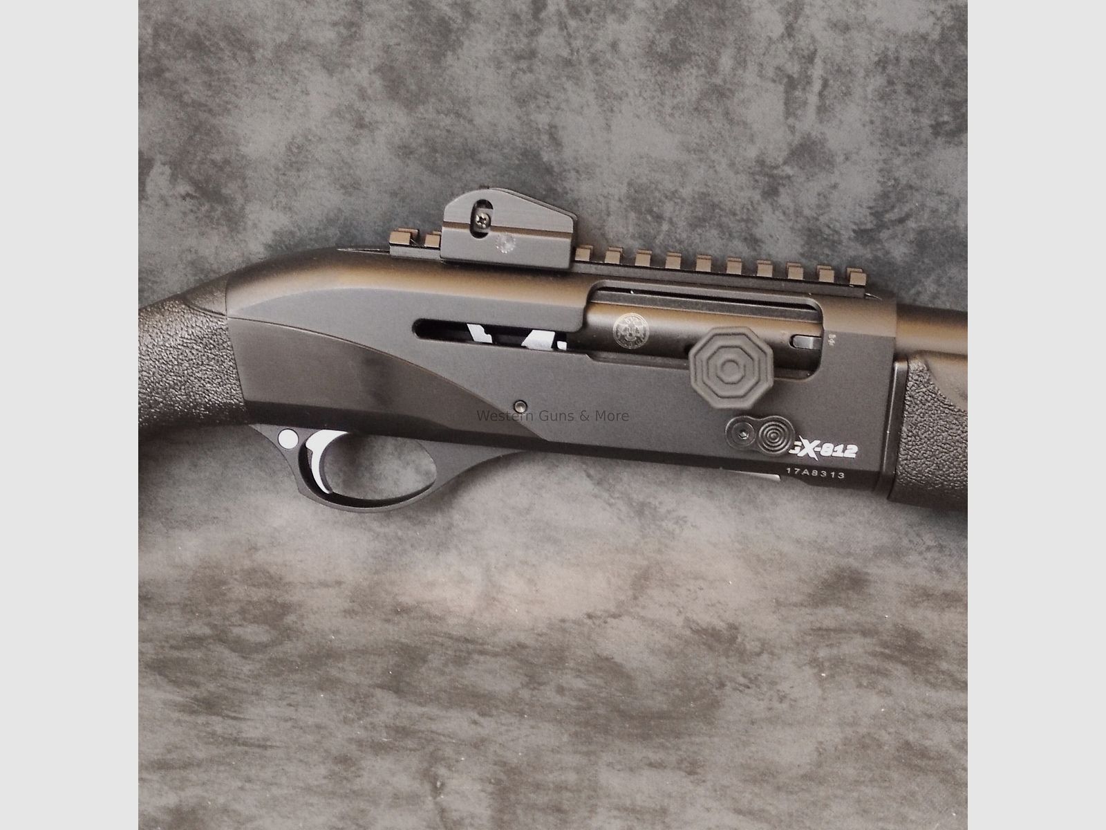 Huglu GX812 Black Tactic