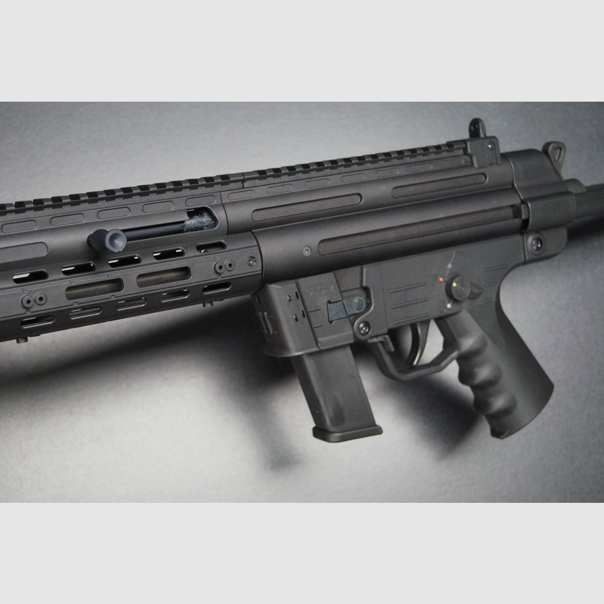 German Sport Guns GSG-9 WES, Bild 4 von 5