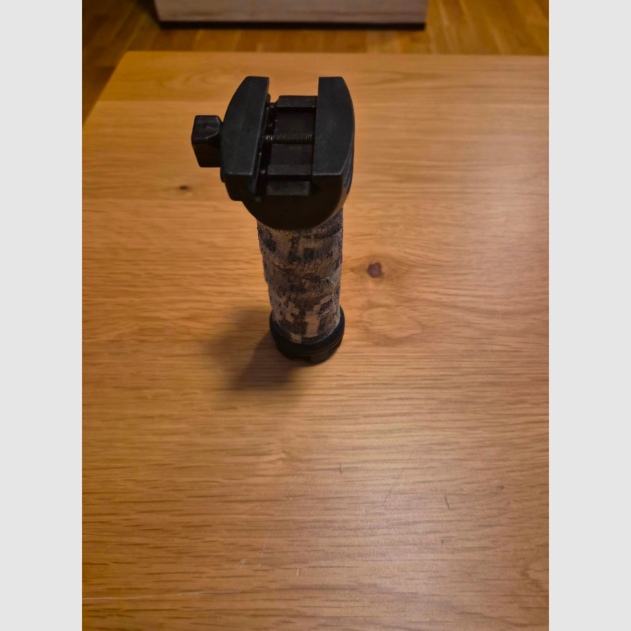 Poignée Magpul, image 1 sur 3