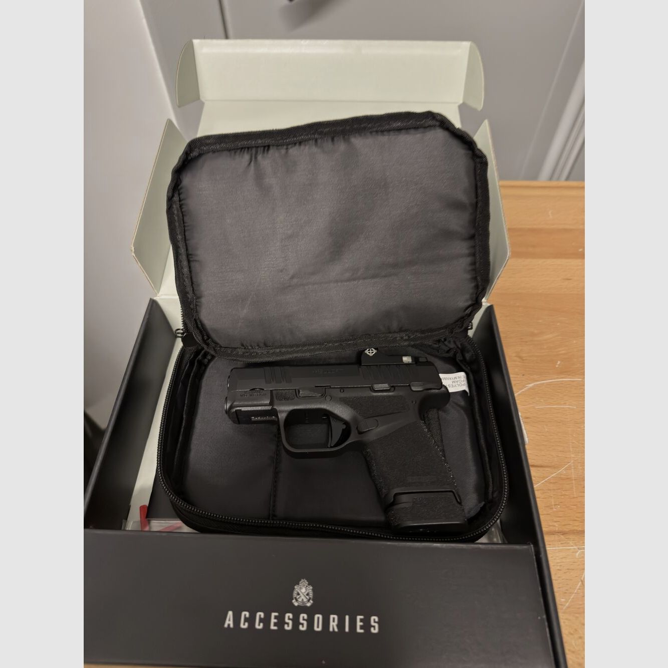 Springfield HS Hellcat OSP M-Compact 3" con seguridad 9mm Luger