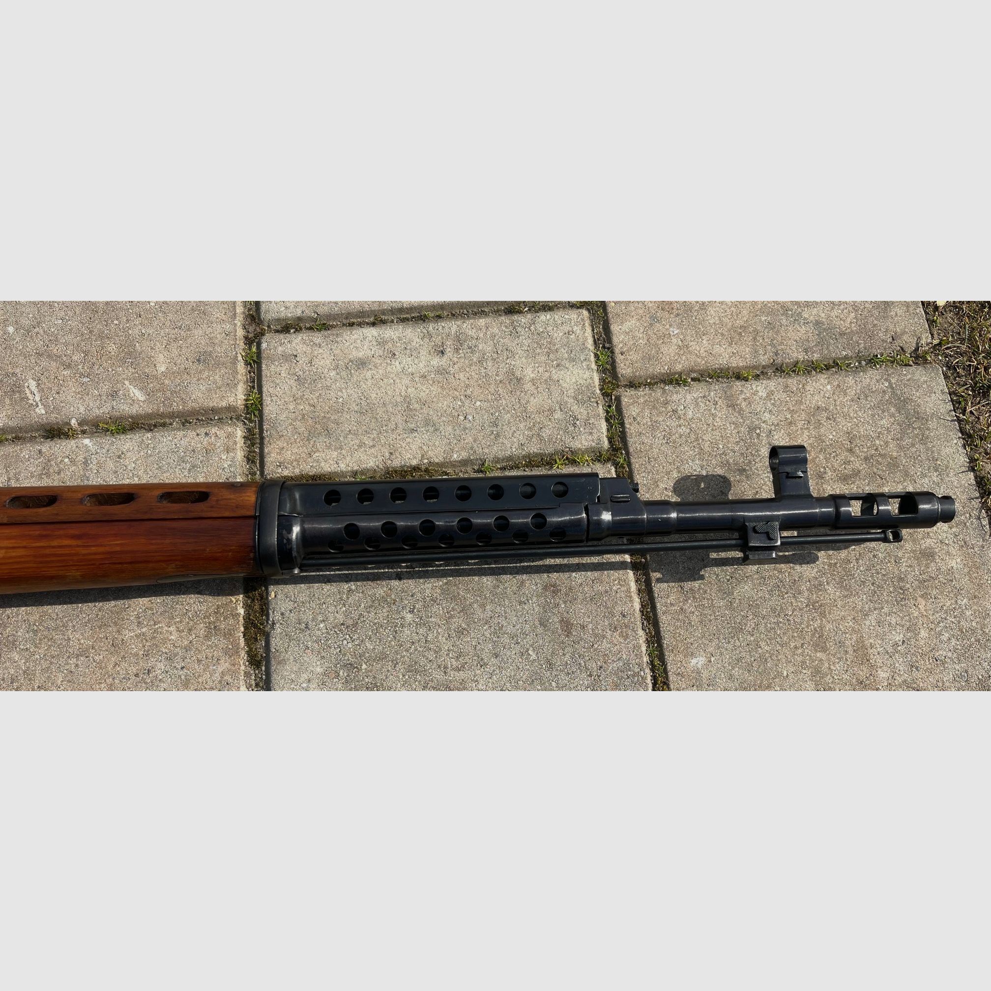 Vends Tokarev SWT-40, en tant que fusil de sniper, SSG au calibre 7,62x54R