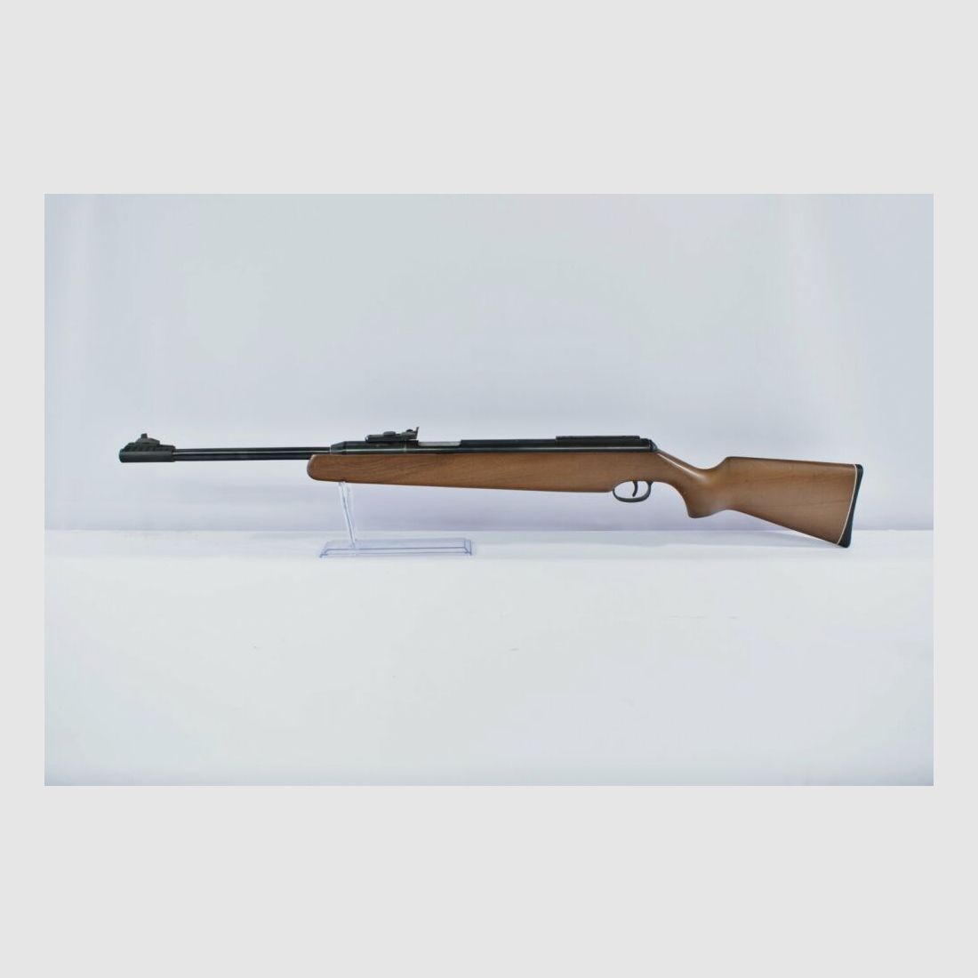 Diana 48 4,5 mm karabina pneumatyczna z EWB, zdjęcie 1 z 2