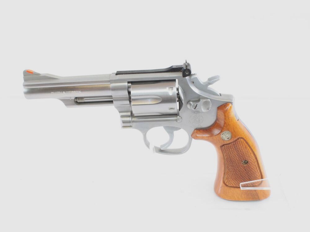 Smith & Wesson 66-3