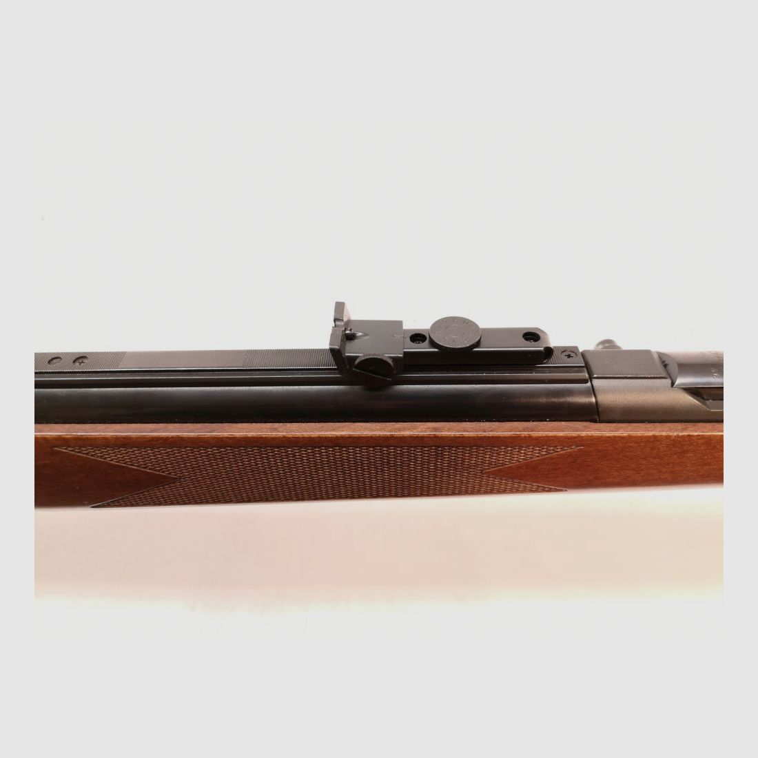 Diana 46