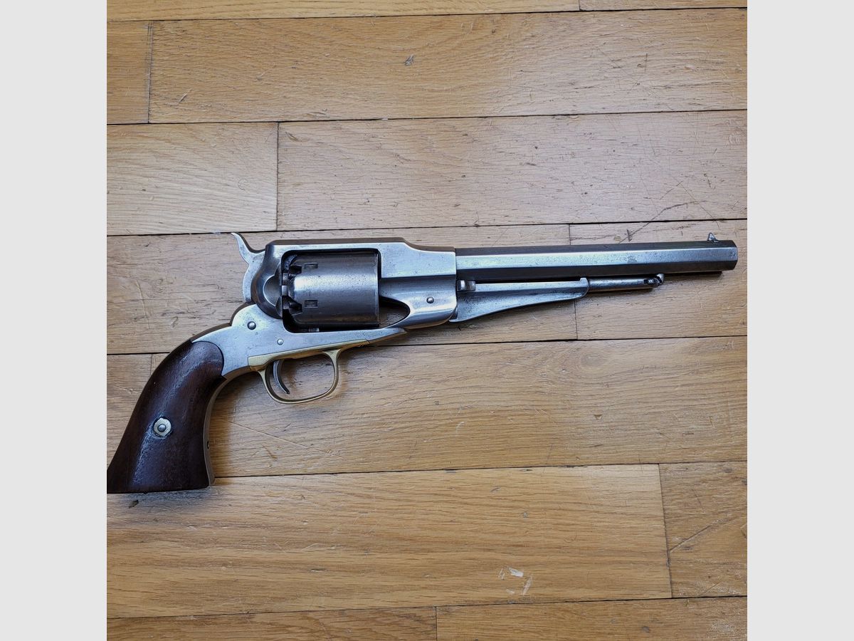 Exceptionnel revolver militaire Remigton 1861 Old Army Model d&rsquo;époque – Arme de la Guerre de Sécession – Calibre 44 – Mono matricule sauf barillet – 10000 armes produites seulement et dans une rare variante qui plus est ! – Excellent état esthétique, mécanique et canon – Pièce d&rsquo;exception !, image 2 sur 41