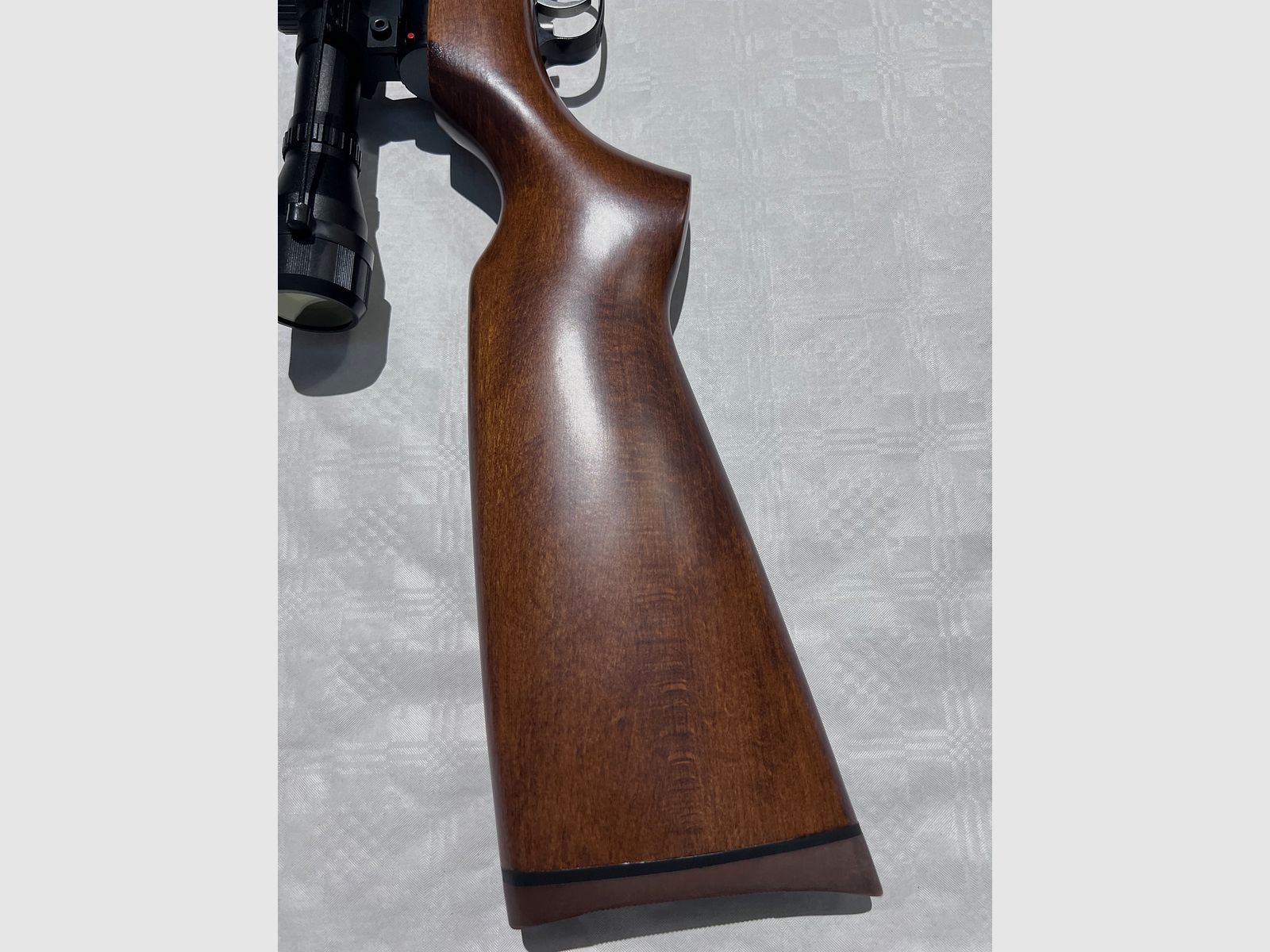 Karabinek pneumatyczny Weihrauch HW35