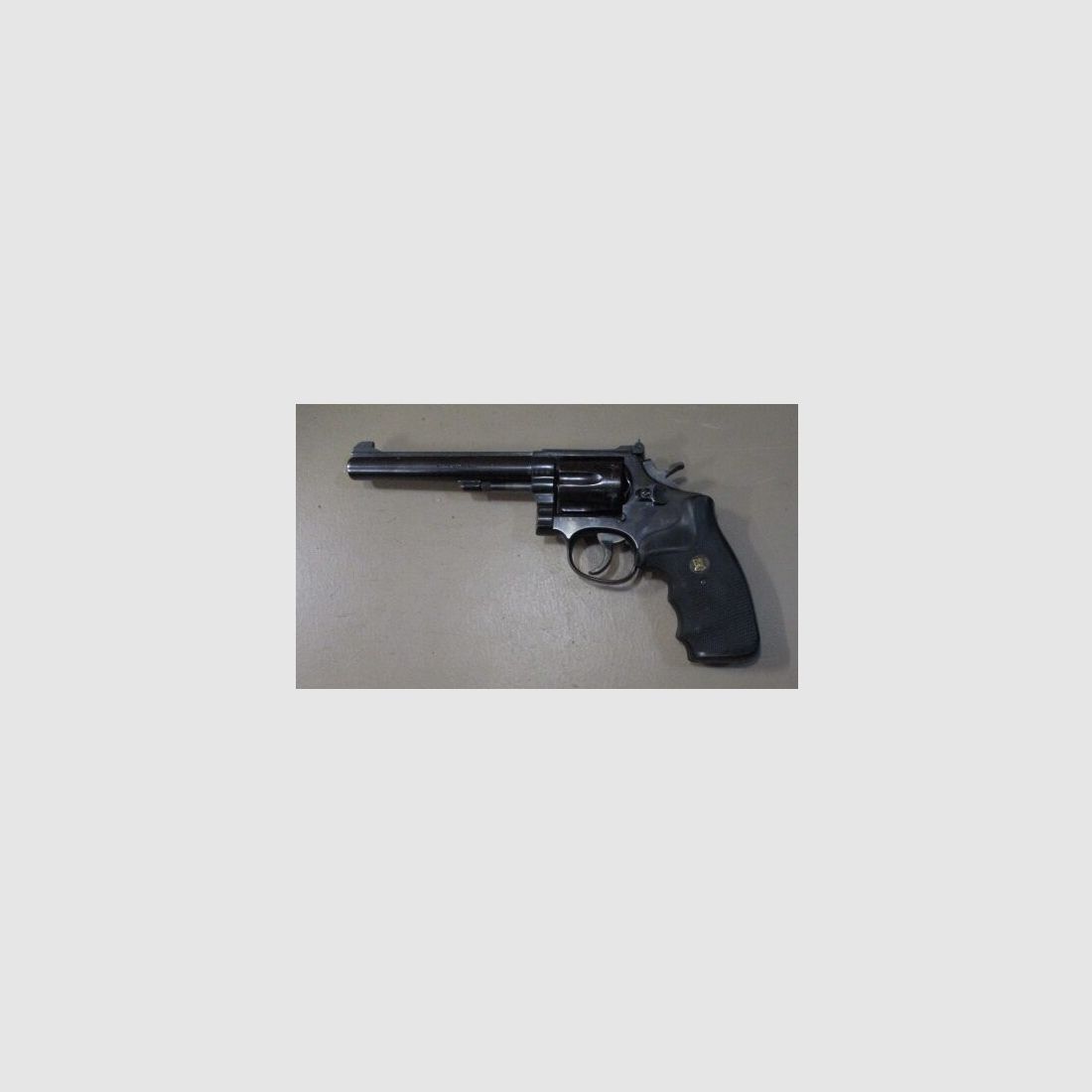 Revolver Smith & Wesson Mod. 17 Bj. 66 17