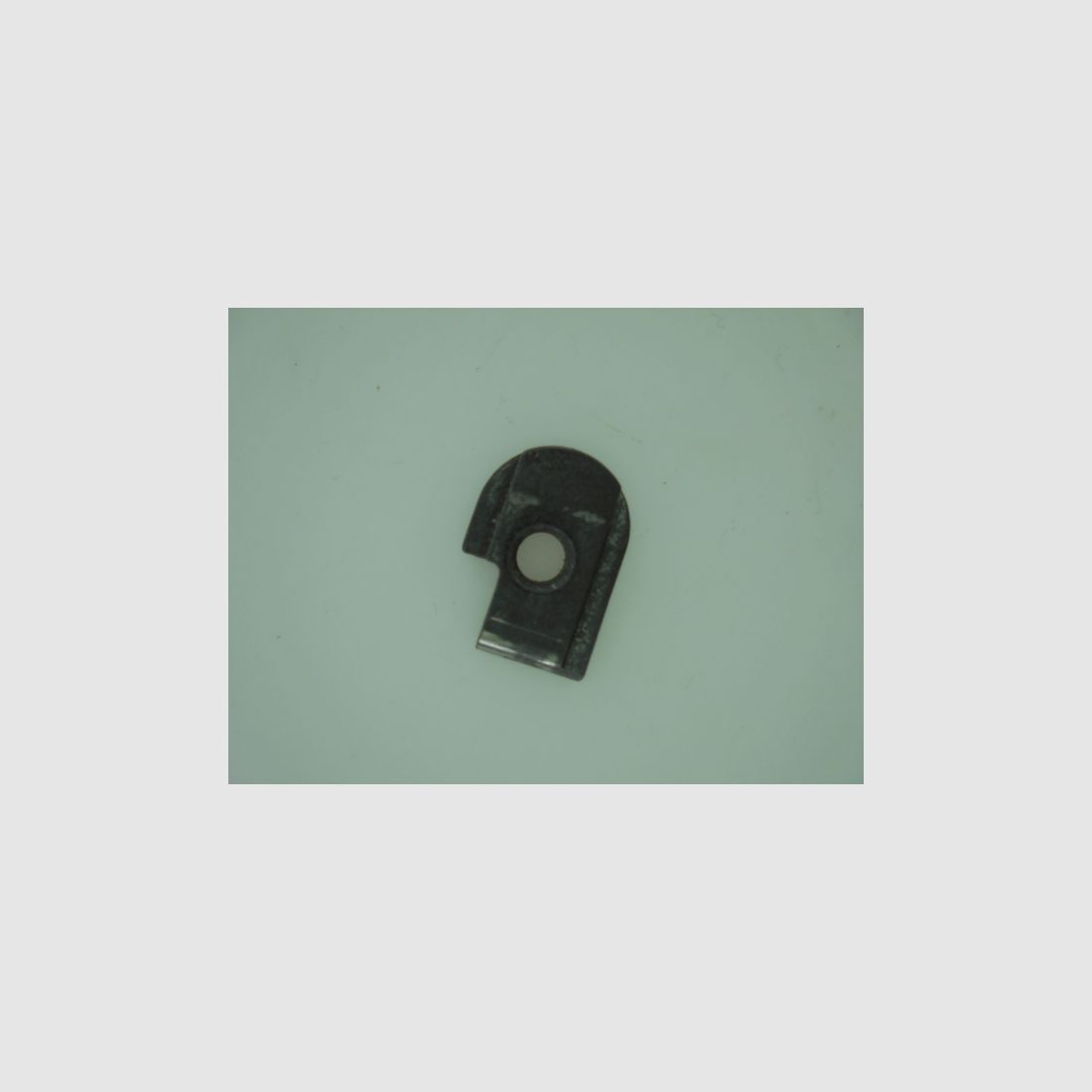 PLAQUE ARRET PERCUTEUR LLAMA MINIMAX45, image 1 sur 3