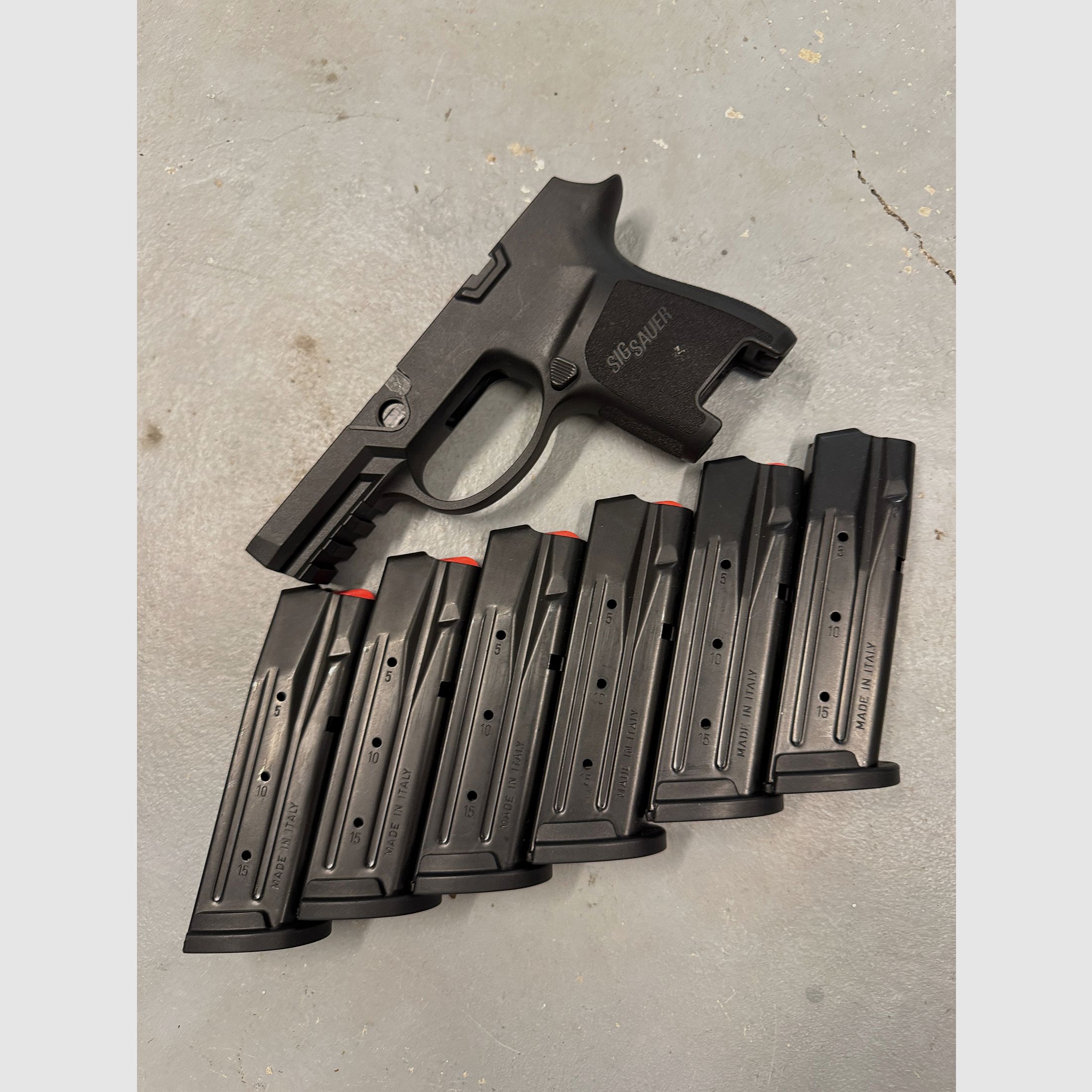 Zubehör SIG P320/ P250: Kompaktmagazin 15 Schuss 9mmLuger/ Griffmodul Subcompact