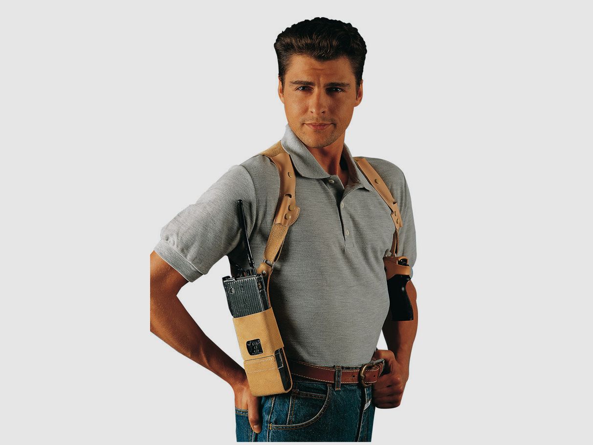 Carrying device for radio communication devices