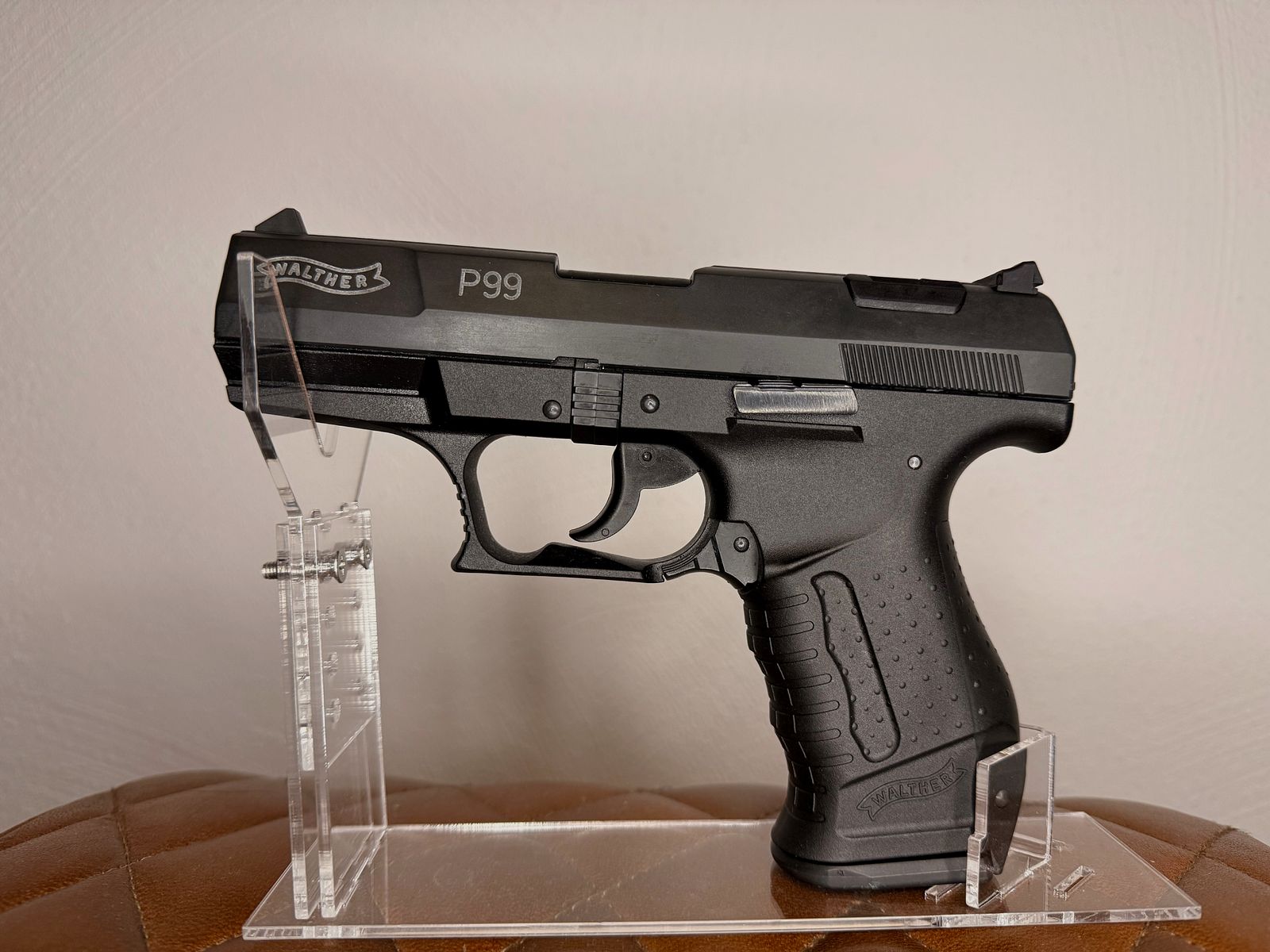 Walther P99 mit zwei Magazinen und Koffer PAK