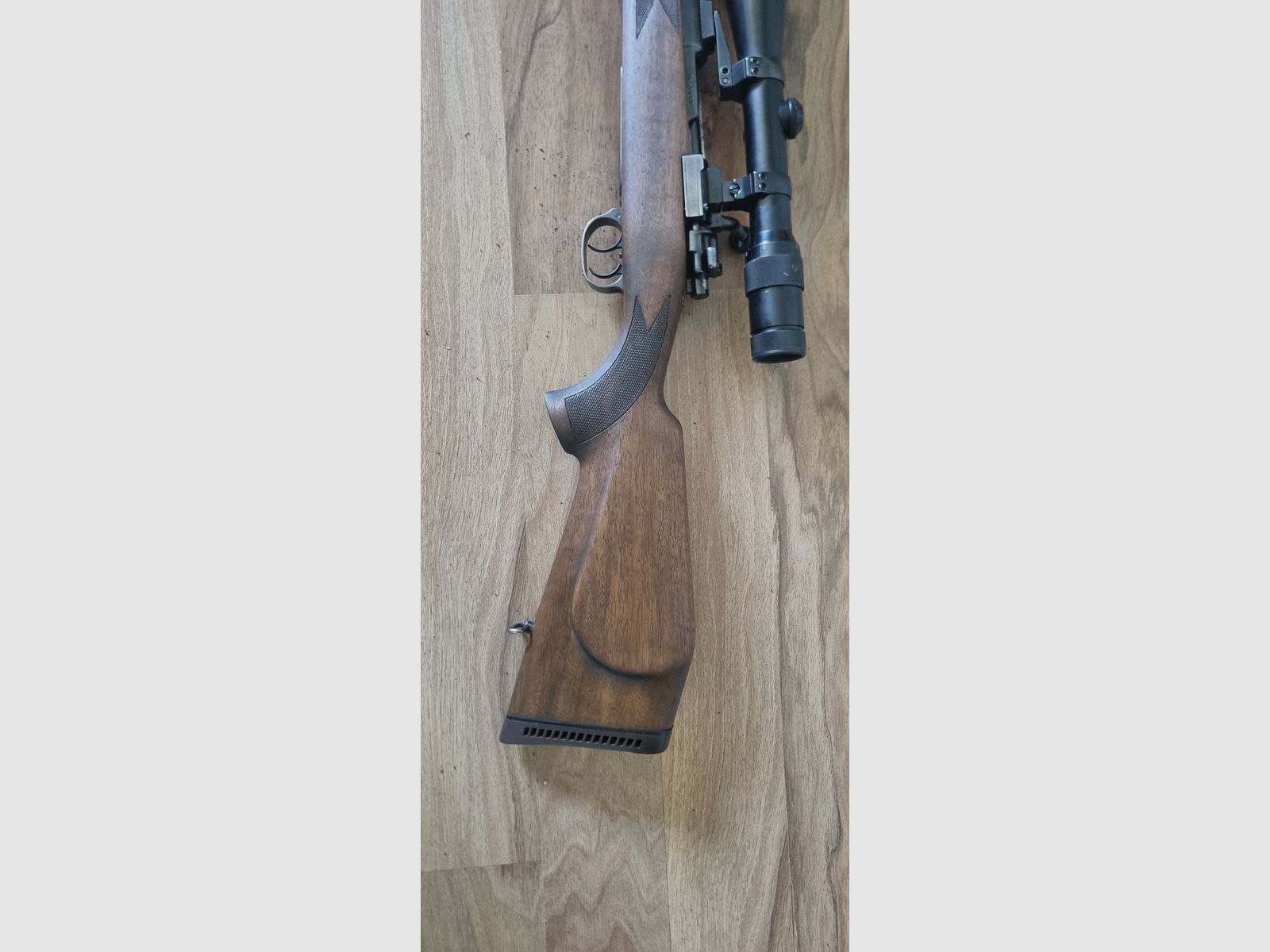 Voere Kufstein Mod. 98 met Docter Optiek VZF 3-12 x 56 M