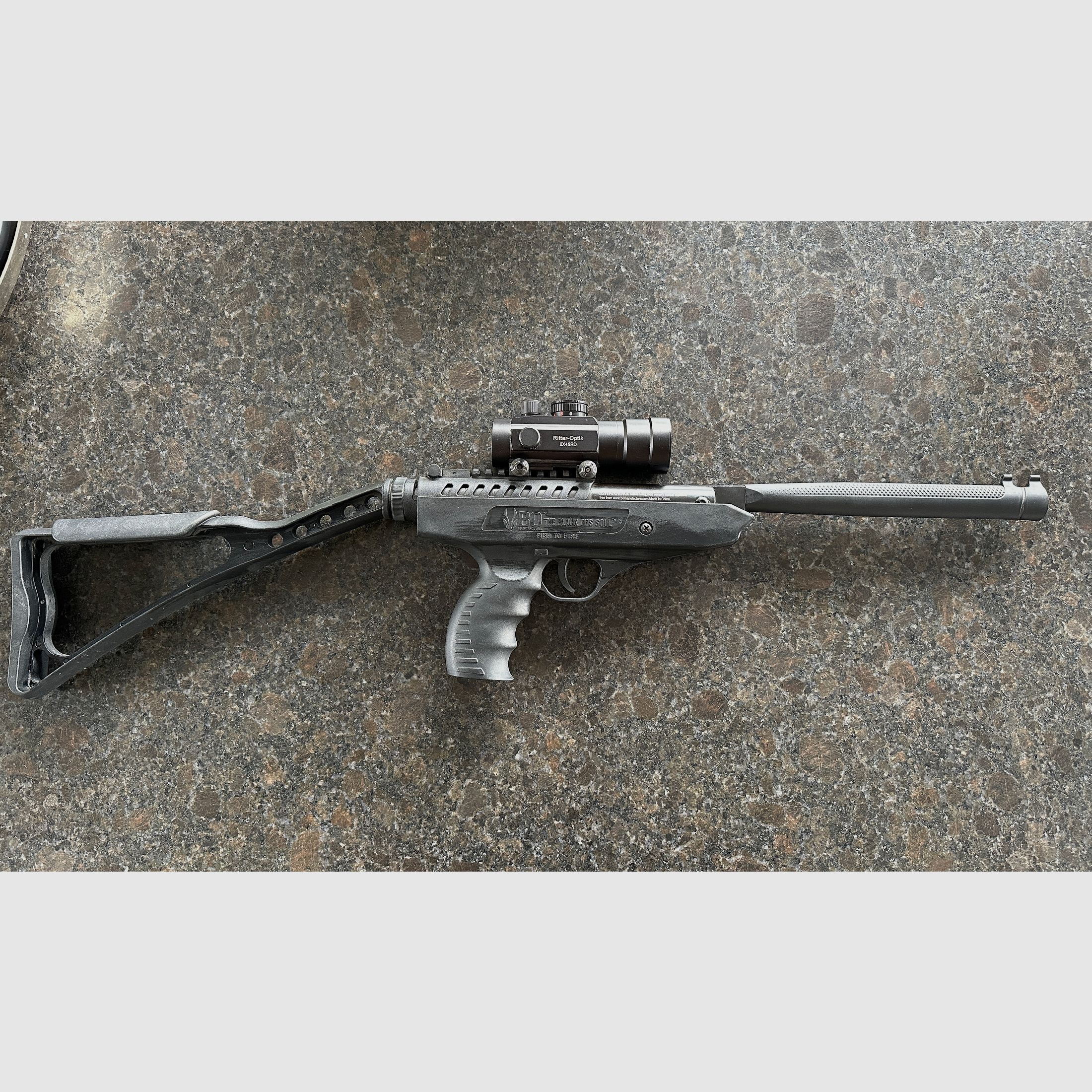 Bo Langley mit Red Dot