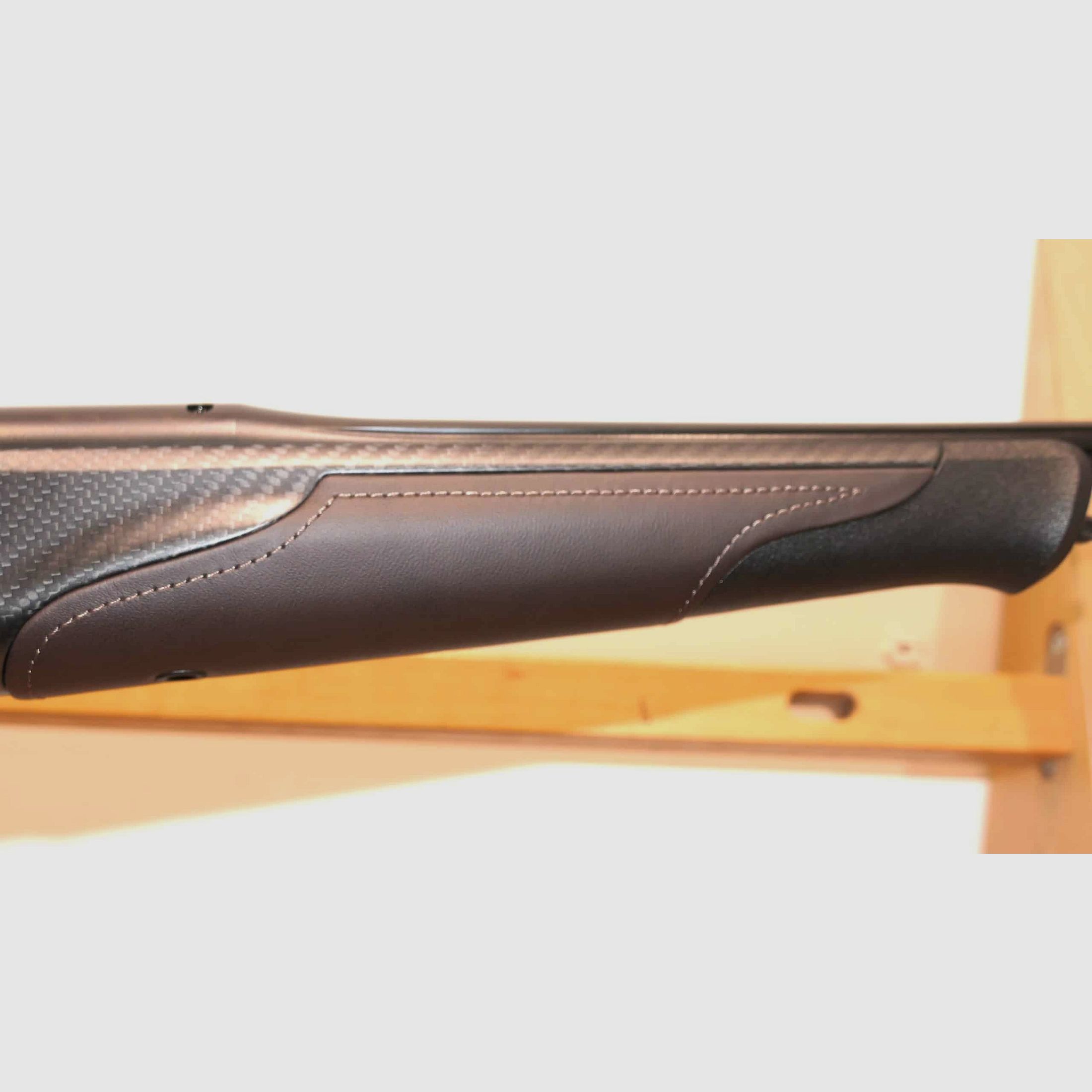 CARABINA DA CACCIA BLASER R8 ULTIMATE CARBONIO CUOIO+CALCIO CAL 300WIN MAG, immagine 4 di 8