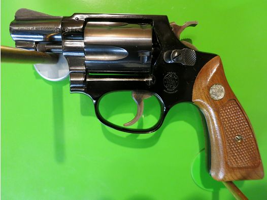 Smith&Wesson Mod. 37 Airweight CTG, .38 Special, 2" Lauf, Jäger/Sammler, wie neu   #54