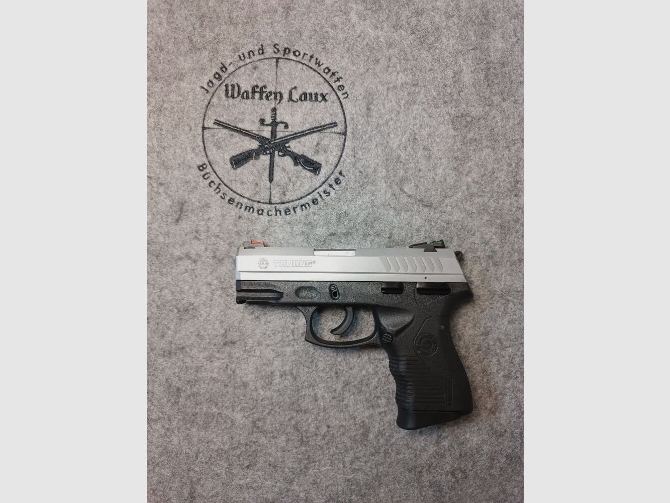 Taurus S.A. Brazil PT 809 C mit Koffer und Zubehör
