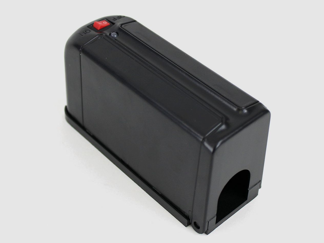 Electronic mouse trap