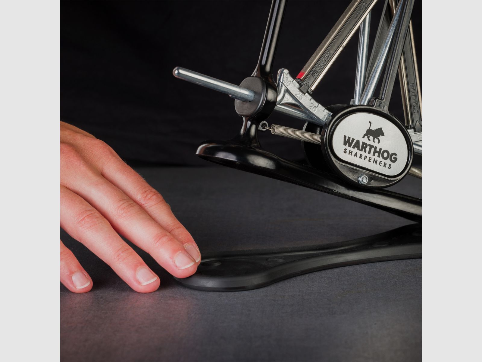 WARTHOG V-Sharp A4 Afilador de cuchillos - Negro