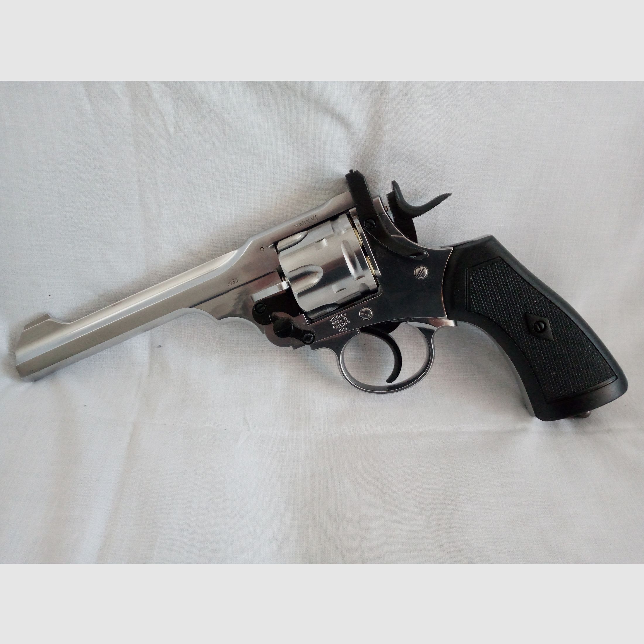 Webley MK VI revolver CO2 / cal. 4,5mm (.177) / cromo / fondina per pistola