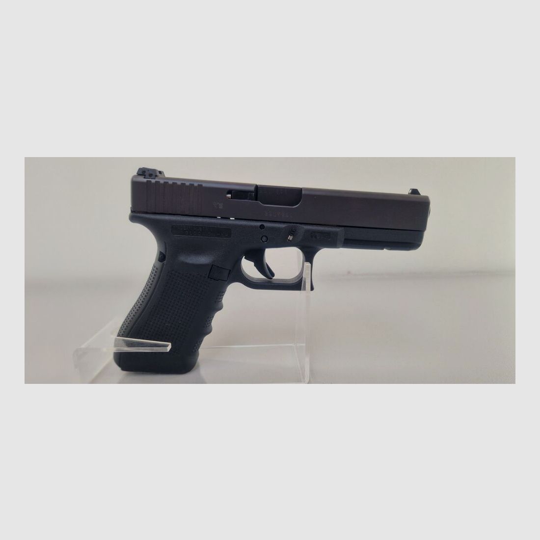 Glock	 17 Gen. 4