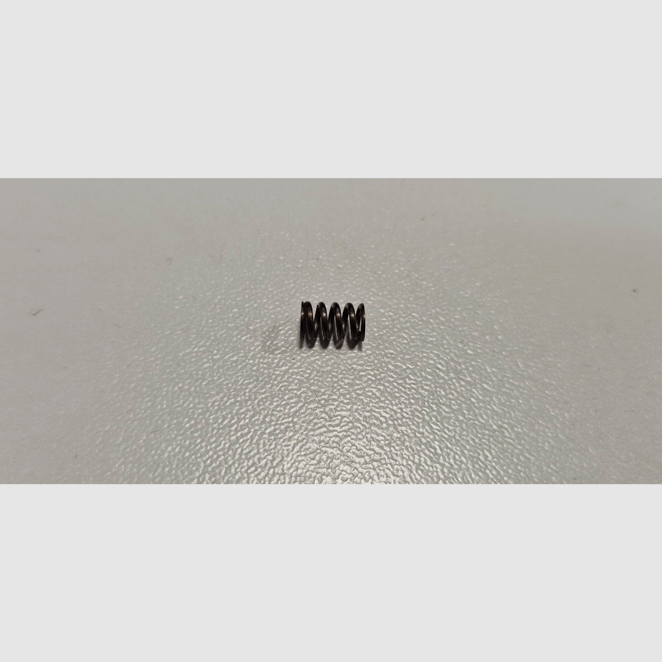 Resorte de retorno para cartuchos ATIS rifle semiautomático