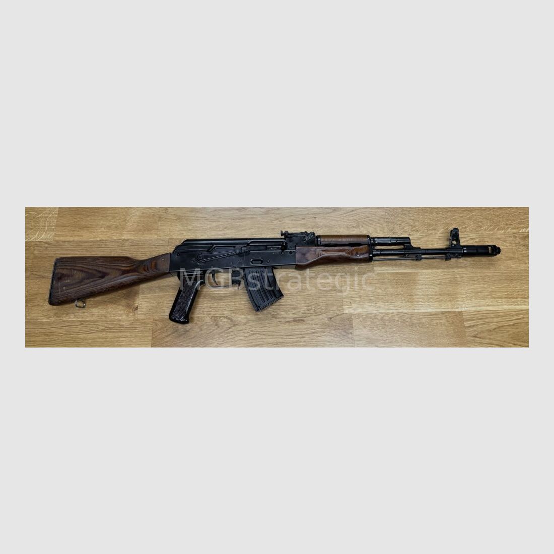 Kalashnikov USA KR103 z stałą kolbą 7,62x39 - retro wersja MGBs systemu AK47 AKM AK74 cywilna wersja AK103 - lufa twardo chromowana