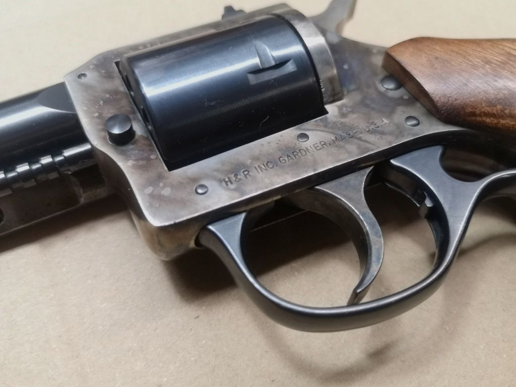 Harrington & Richardson 676 .22lr revolver met verwisselbare trommel .22WMR