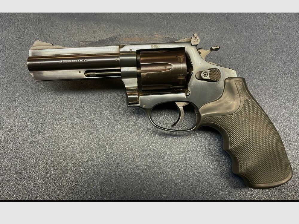 Rossi 4“ .357Mag