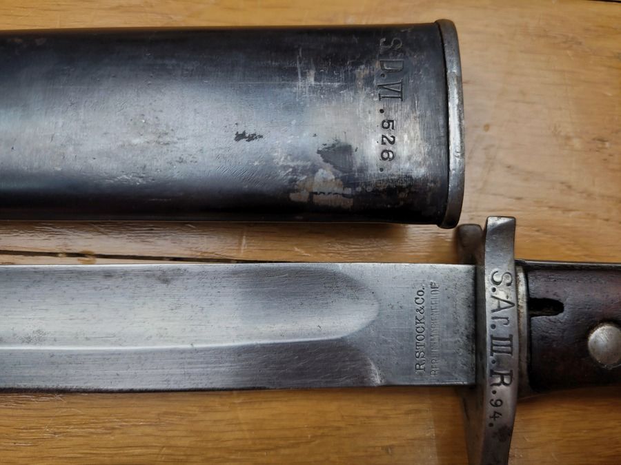 Rare bayonet "V notch" 98/05 – Rare V-shaped pommel – 1st hybrid type from 1915 by R. STOCK – Weimar transformed from 1920 – Police of Arnsberg – TOP!, image 10 of 17
