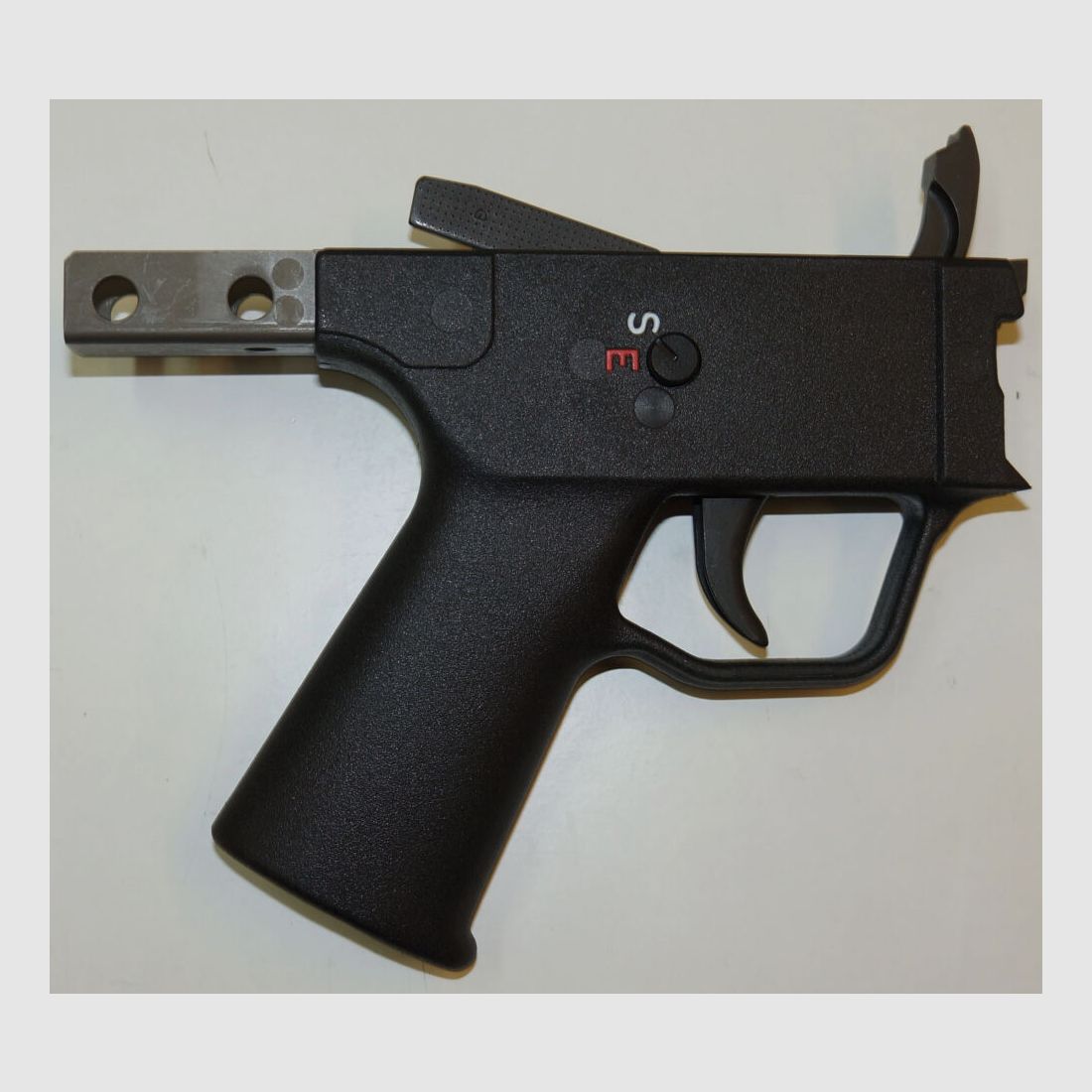 Magpul powiększony przełącznik ognia MAGPUL do chwytów morskich SAR M41, HK41, G3, HK33, MP5 / klony