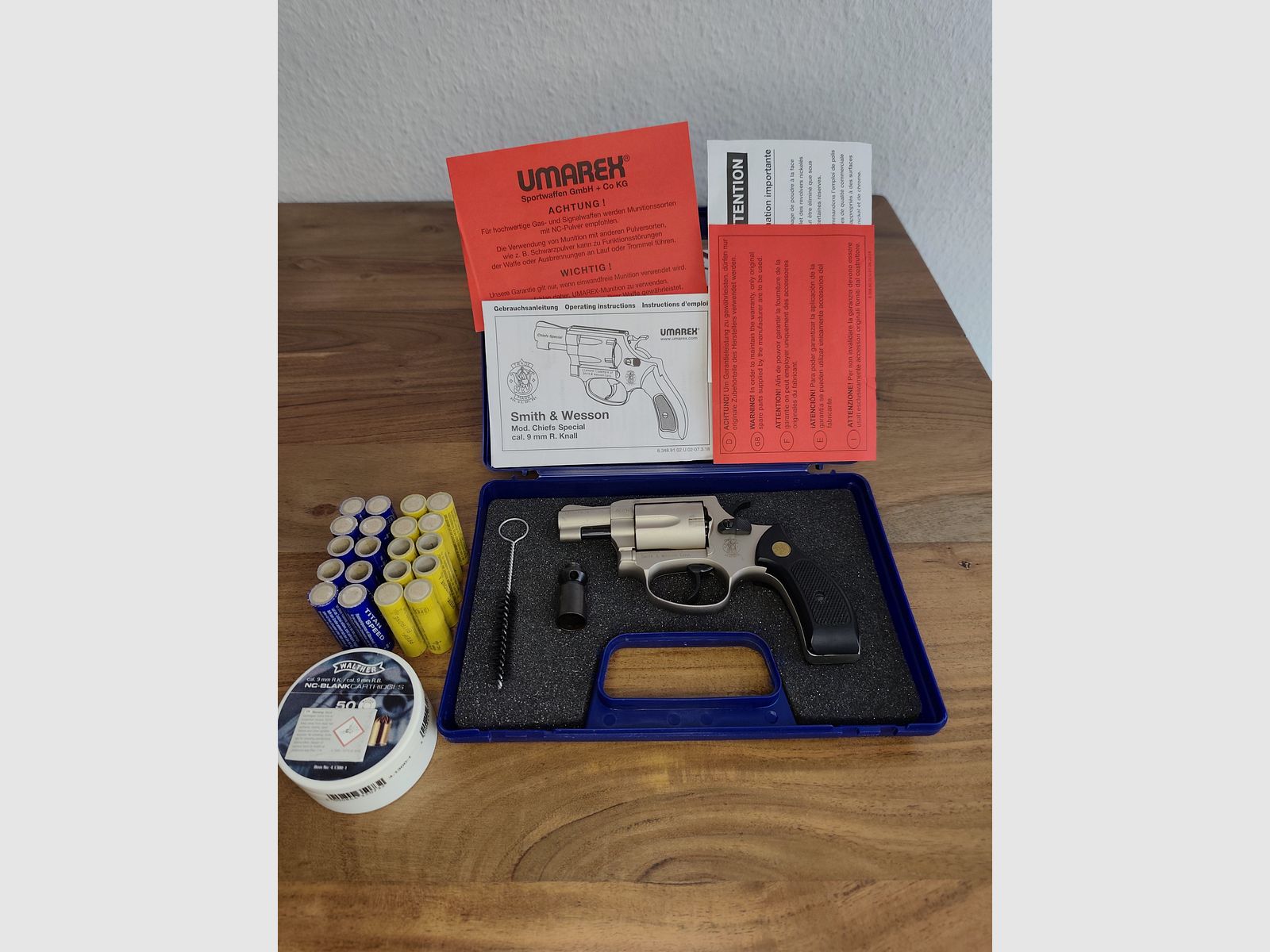 Smith & Wesson Chiefs Special Schreckschussrevolver Kal. 9mm R.K.
