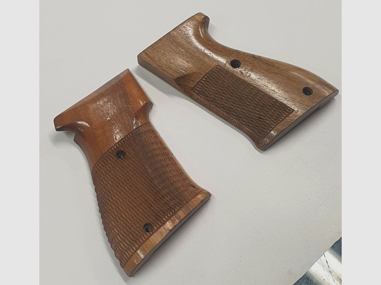 Unbekannt Matchgriffschalen aus Holz