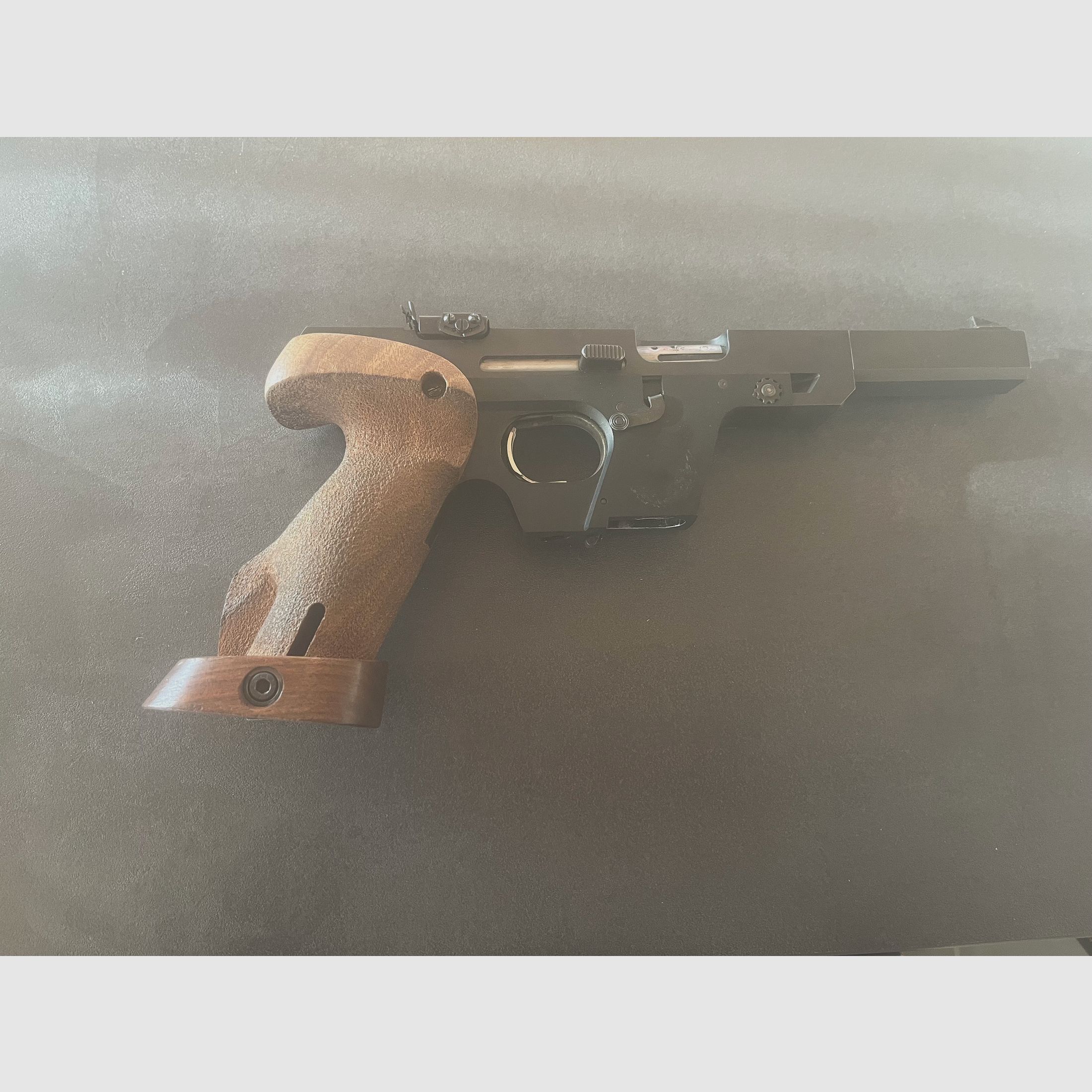 Sportpistole Carl Walther