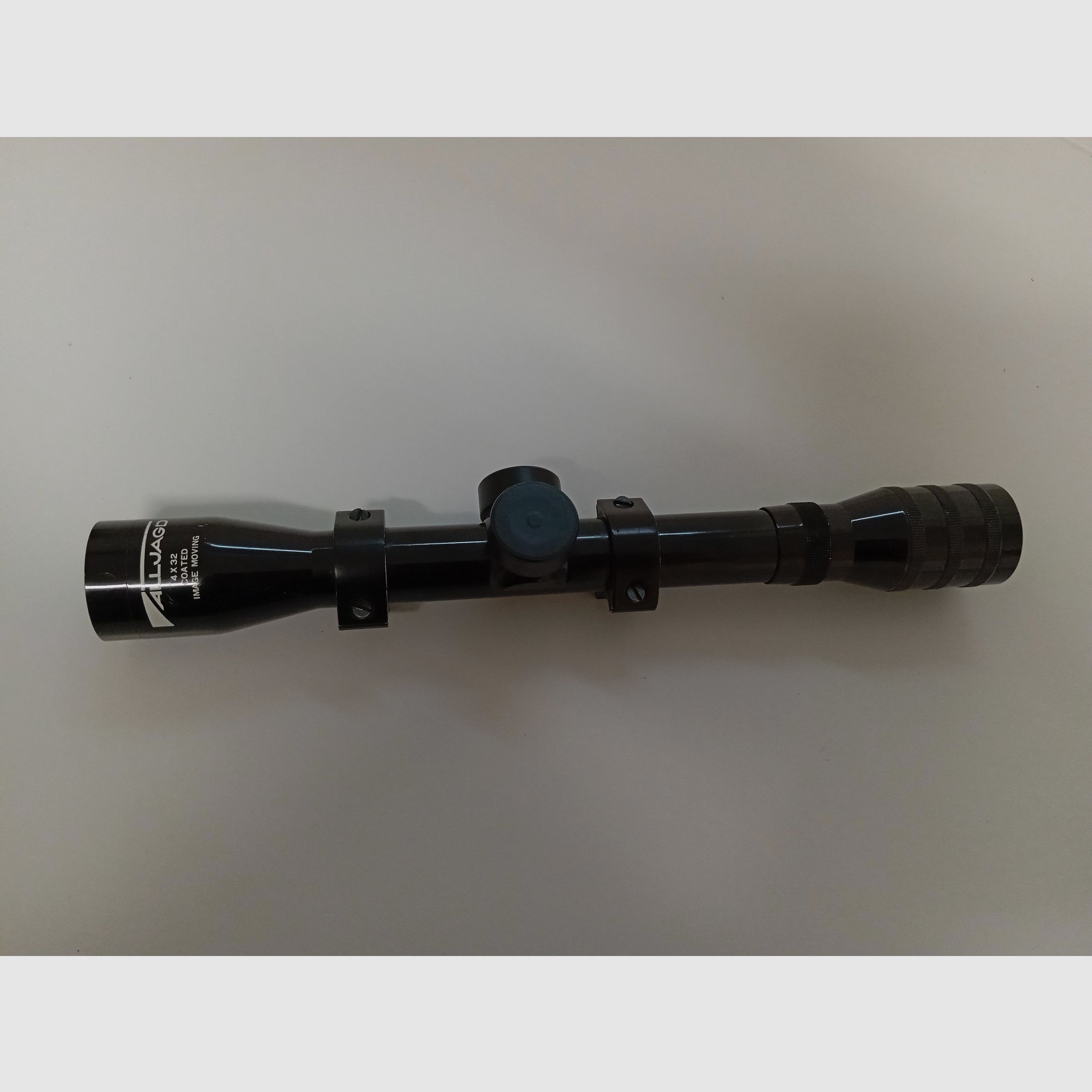 Telescopio de caza 4X32 en buen estado