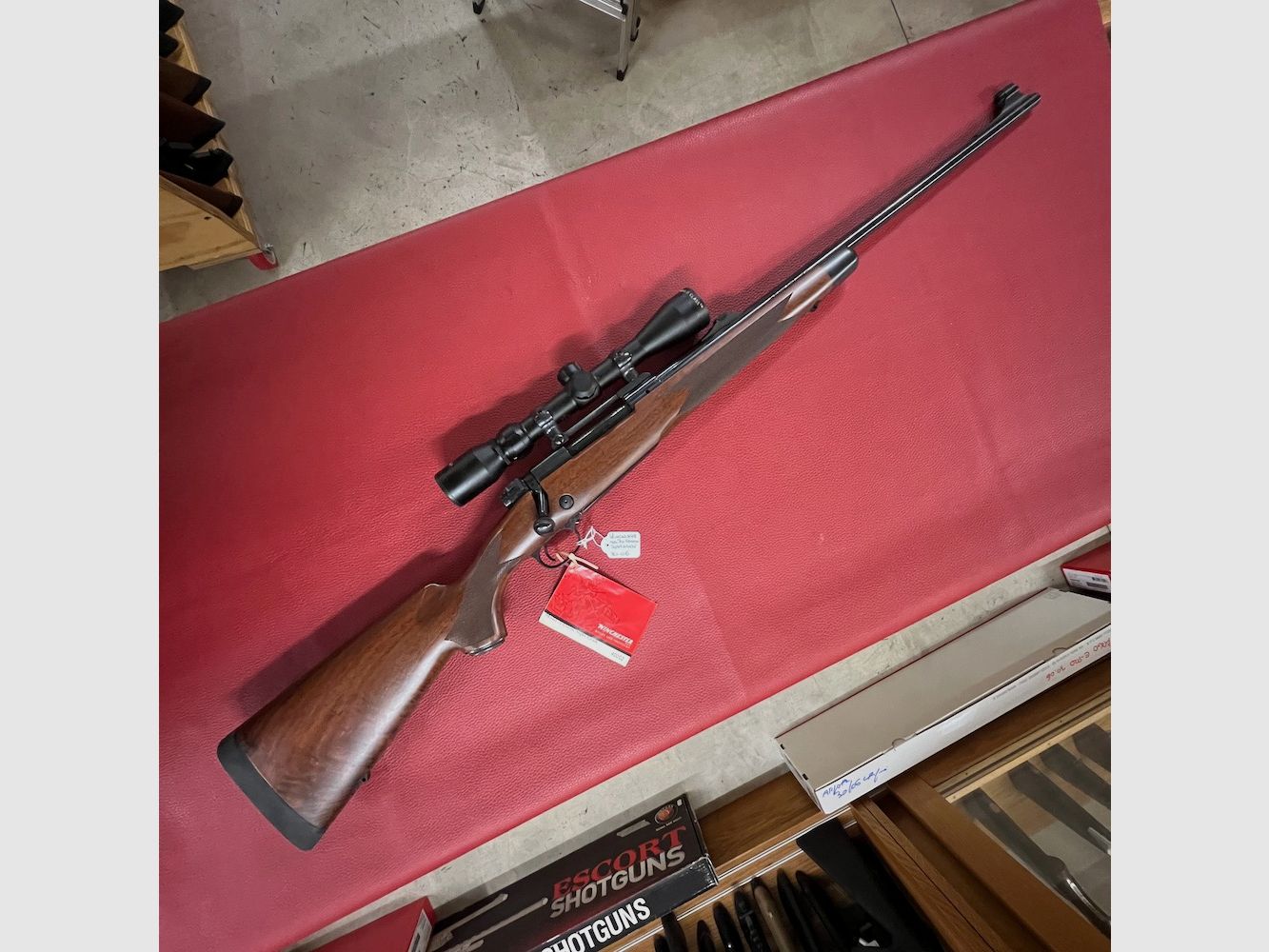 Winchester Model 70 Classic Super Grade, Bild 1 von 15