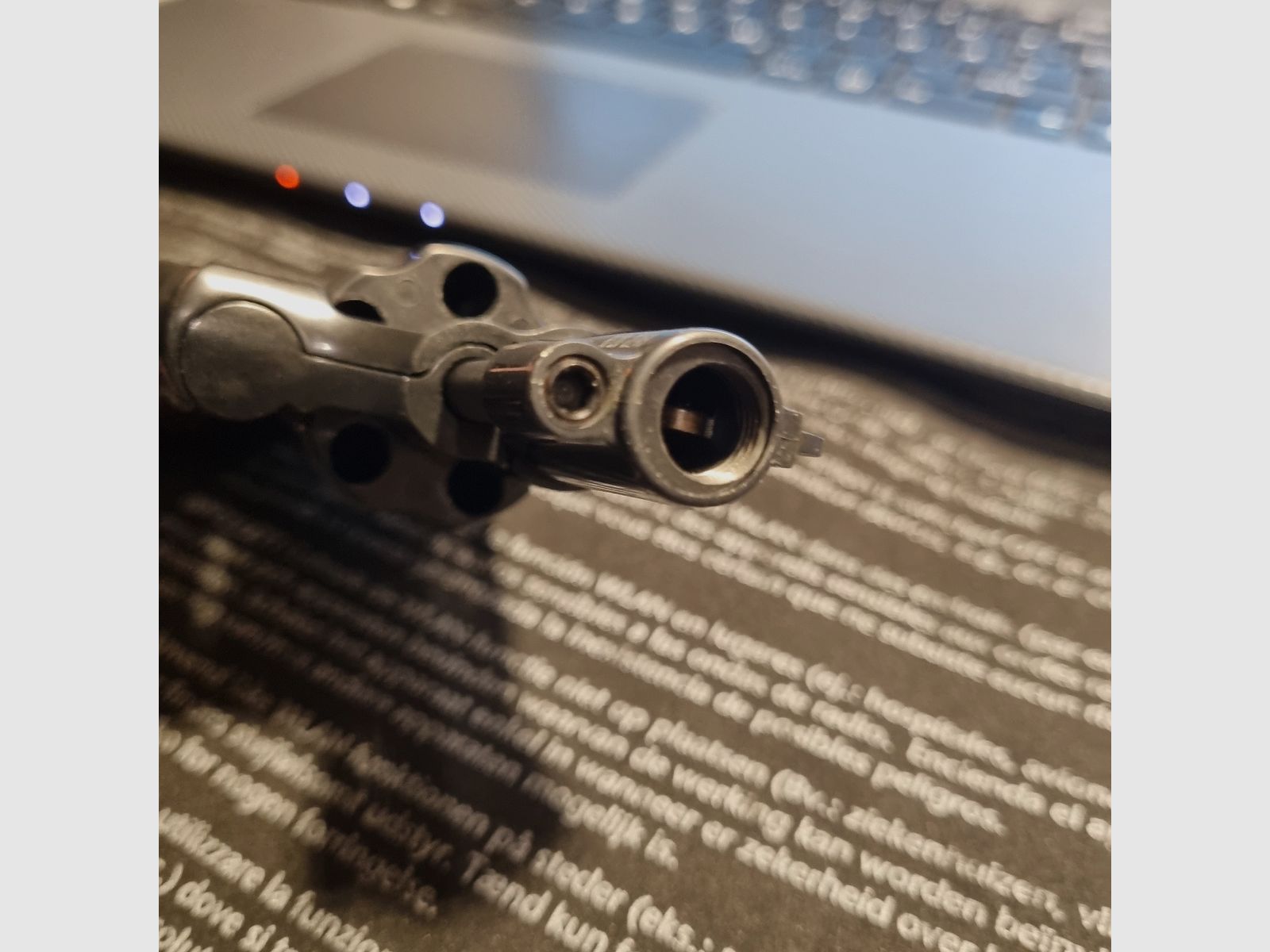 Revolver Smith & Wesson Chiefs Special von Reck, Holzgriffschalen Kaliber 9 mm R.K., Damenrevolver, mit Leder-Holster, PTB 503, altes Modell