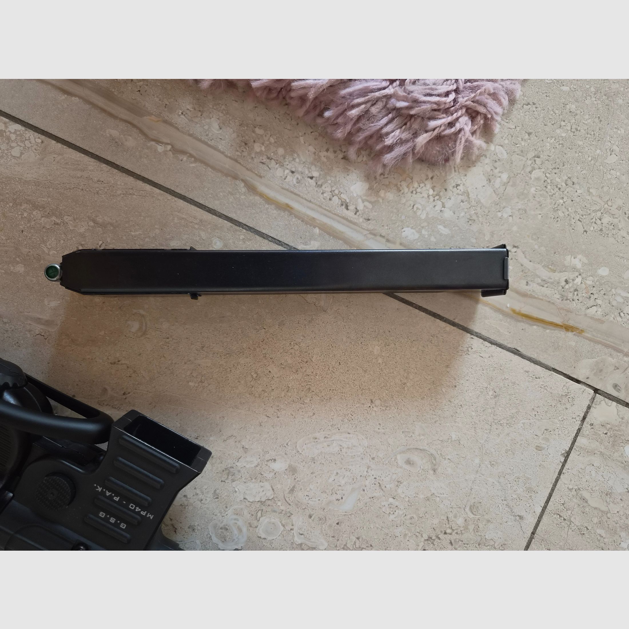 Machine pistol 9mm gas blank gun
